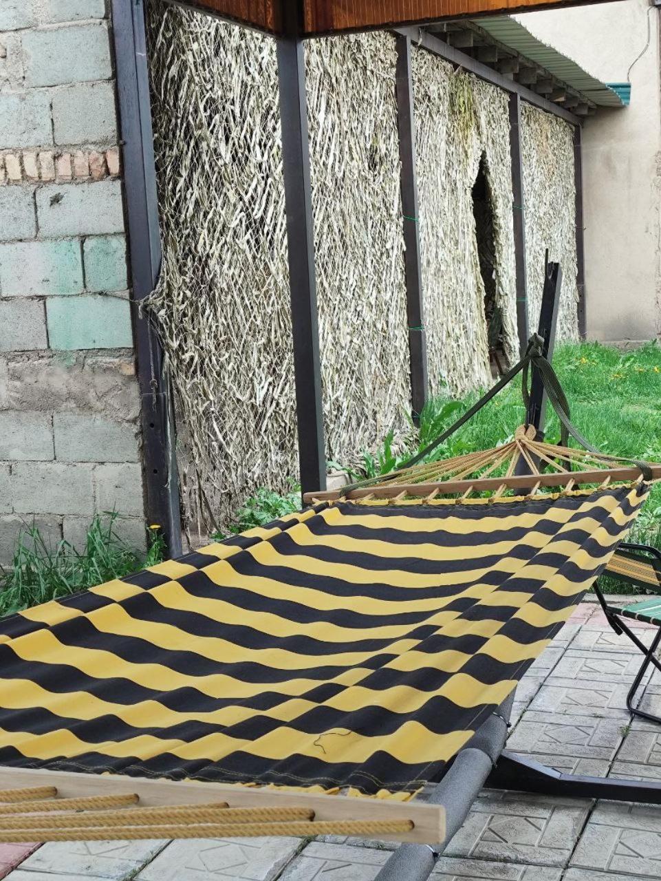 Urban Monkey Tent Hostel & Bar カラコル エクステリア 写真